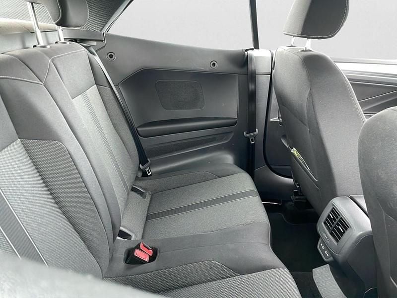 Gebraucht VW T-Roc Style 110 PS (80 kW) 2023 Pure white schwarz SUV