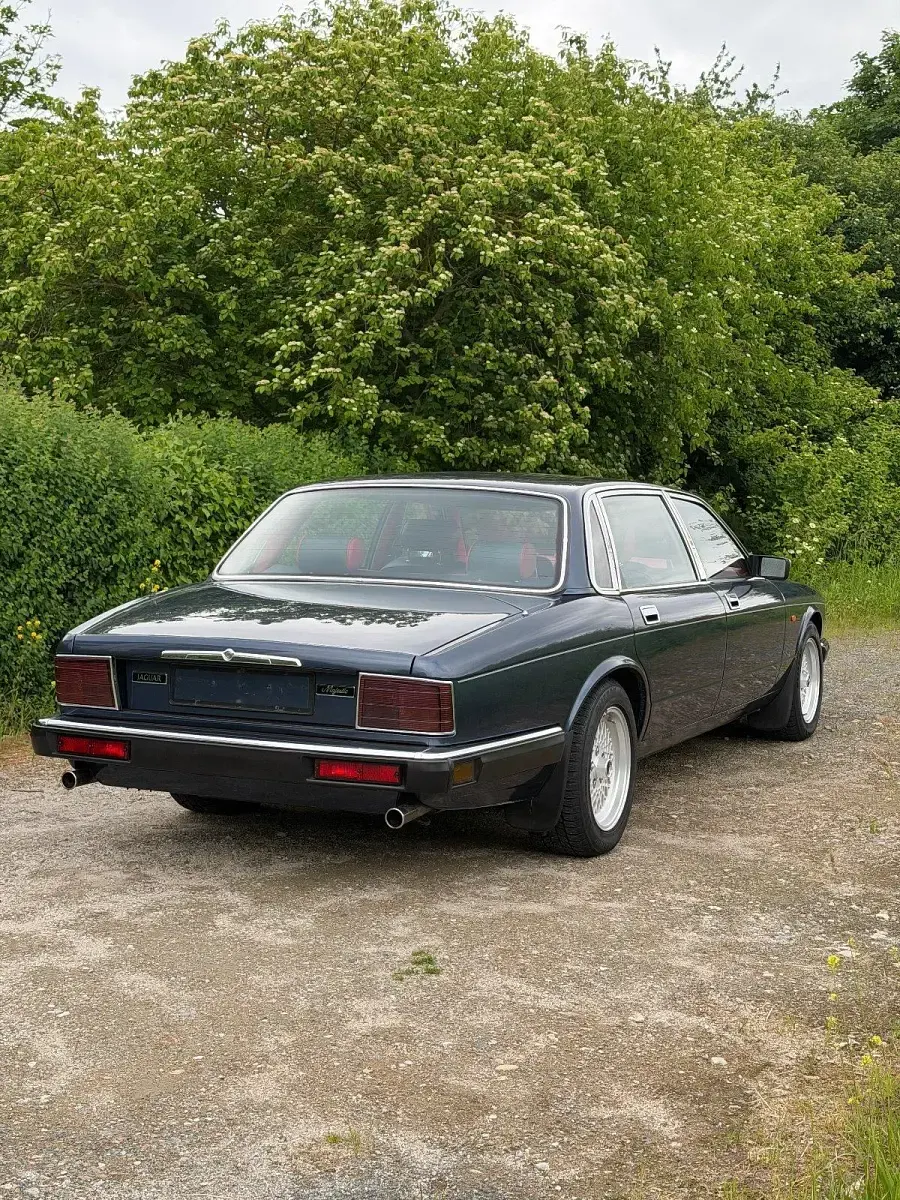 Gebraucht Jaguar XJ 311 PS (228 kW) 1993 Blau Limousine