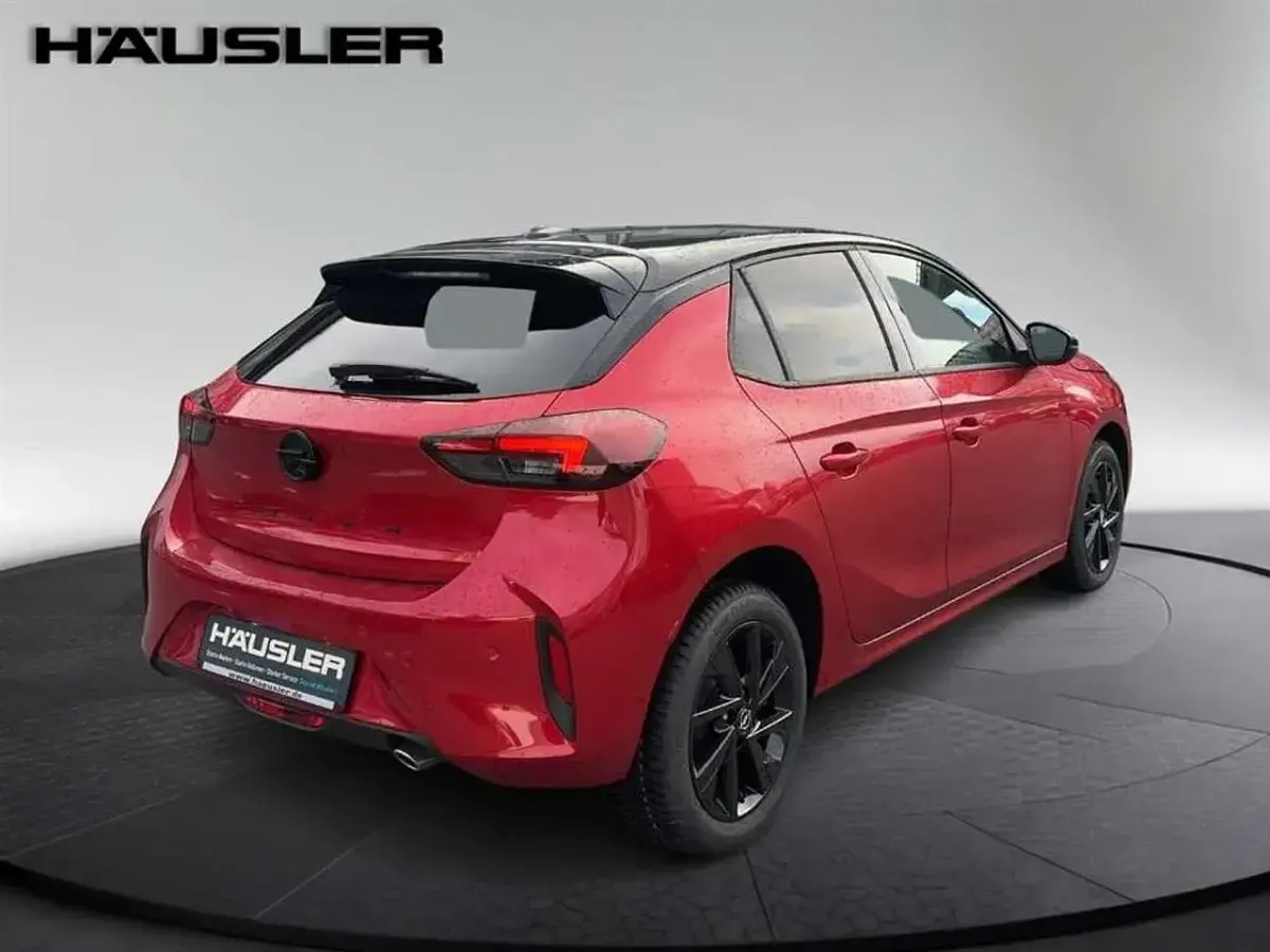 Używany Opel Corsa 101 KM (74 kW) 2025 Czerwony Hatchback