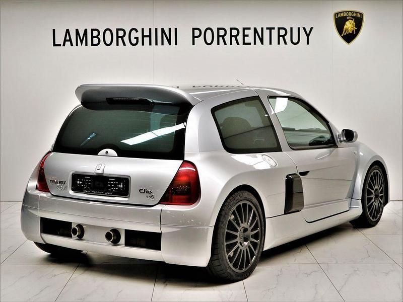 Gebraucht Renault Clio II 226 PS (166 kW) 2002 Grau Limousine
