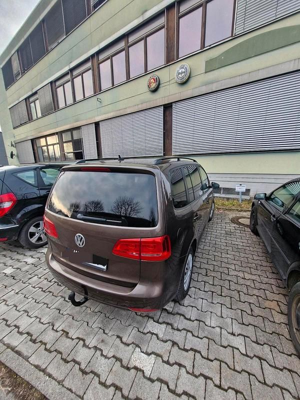 Gebraucht VW Touran 120 PS (88 kW) 2011 Grau Van / Kleinbus