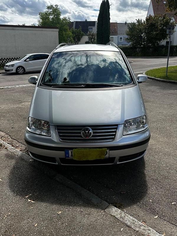 Silber Gebraucht 2004 VW Sharan Family Van / Kleinbus | 1.900 € (Guter Preis) - Bild 1/4