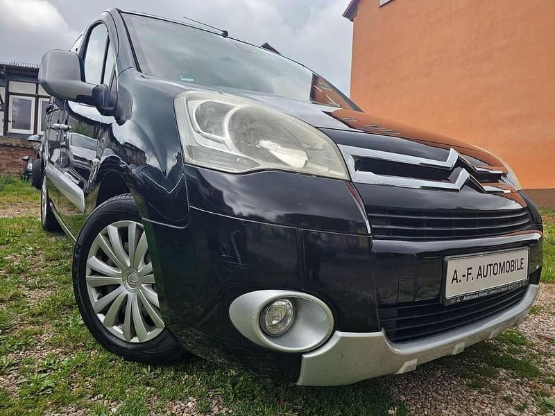 Noir onyx Gebraucht 2011 Citroën Berlingo SELECTION Van / Kleinbus | 3.690 € (Guter Preis) - Bild 1/4