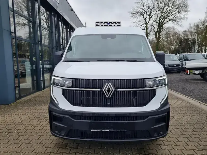 Usata Renault Master 131 CV (96 kW) 2025 Bianco Monovolume