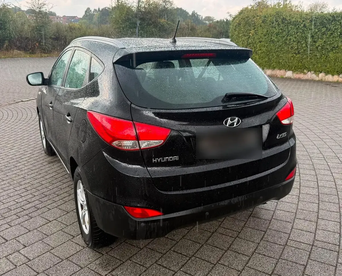 Gebraucht Hyundai ix35 Style 135 PS (99 kW) 2012 Schwarz SUV