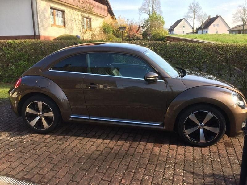 Gebraucht VW Beetle 105 PS (77 kW) 2012 Braun Kleinwagen