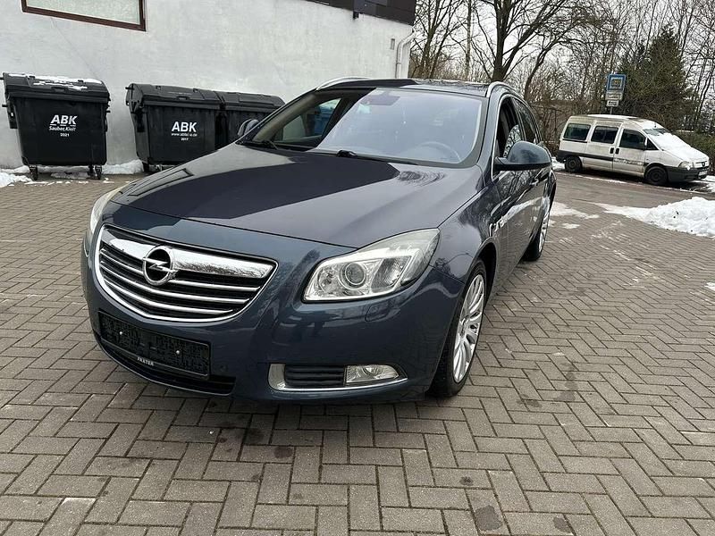 Gebraucht Opel Insignia Cosmo 160 PS (117 kW) 2009 Metro metallic Kombi