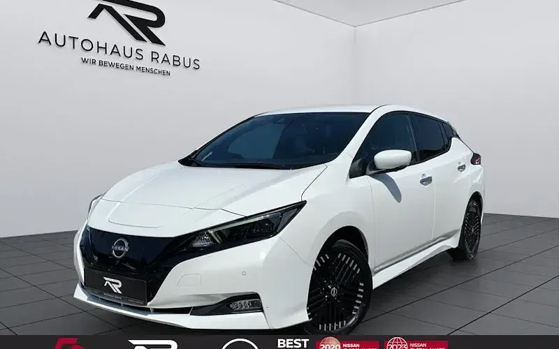 Gebraucht Nissan Leaf 360º 160 kW (218 PS) 2023 Weiß Kleinwagen