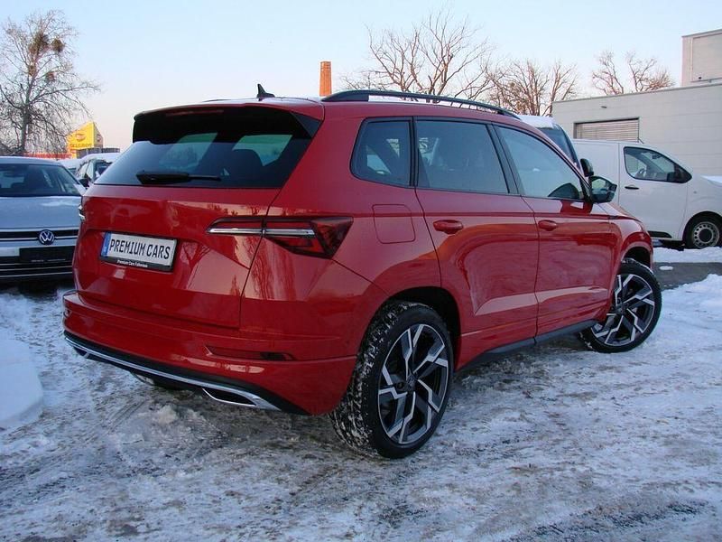 Gebraucht Skoda Karoq SportLine 190 PS (139 kW) 2025 Rot metallic SUV
