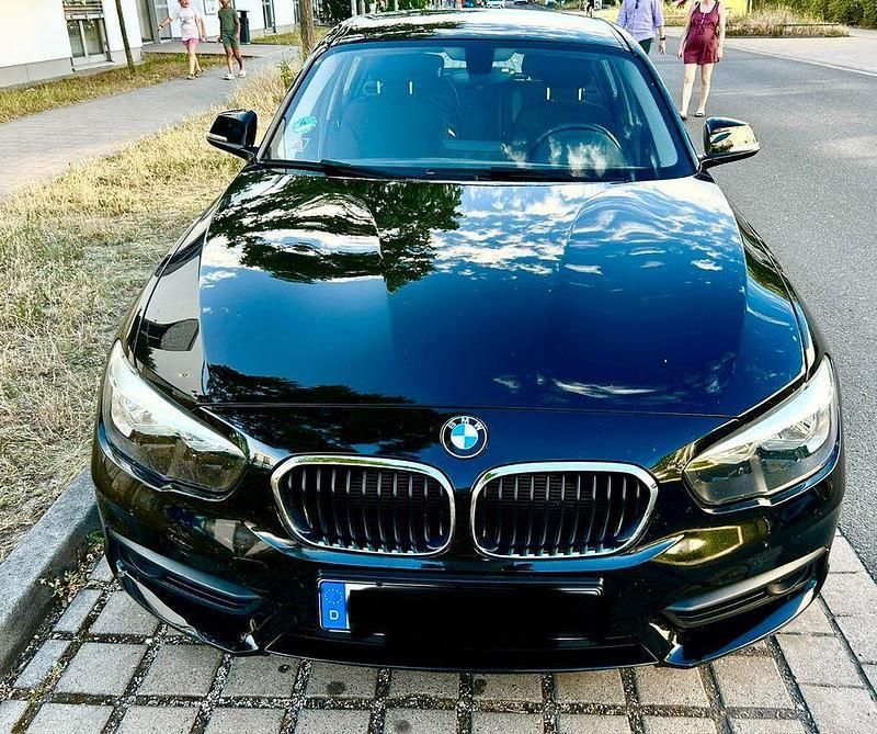 Schwarz Gebraucht 2015 BMW 116 Advantage Kleinwagen | 8.600 € (Fairer Preis) - Bild 1/4