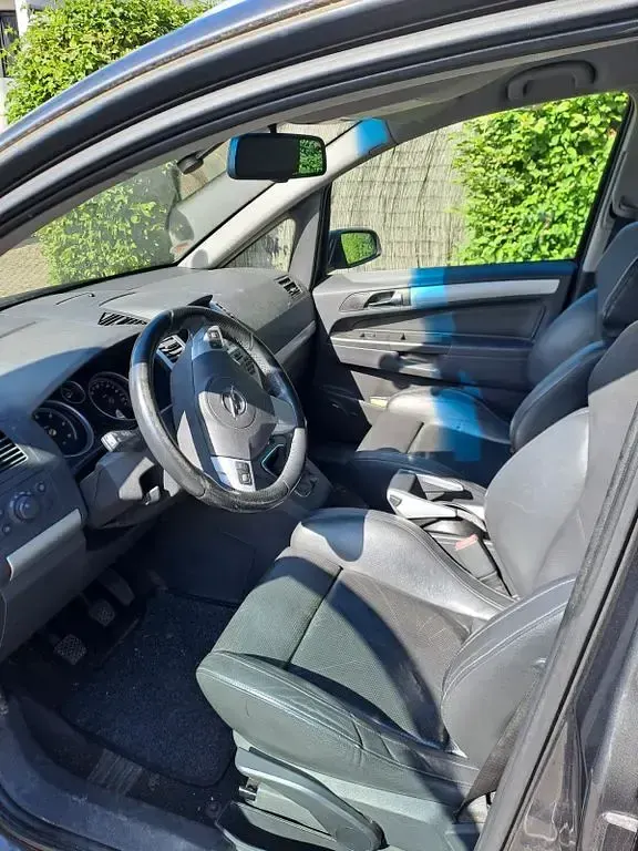 Gebraucht Opel Zafira Sport 150 PS (110 kW) 2008 Grau Van / Kleinbus