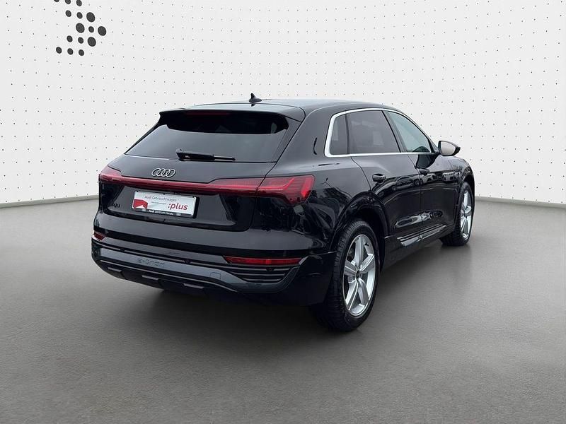 Gebraucht Audi Q8 e-tron Advanced Plus 250 kW (340 PS) 2023 Mythosschwarz metallic SUV