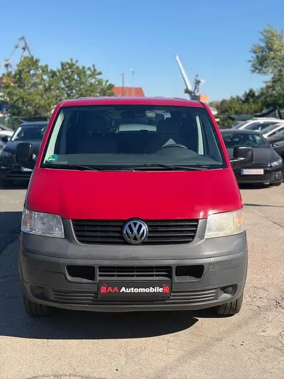 Second-hand VW Transporter 102 CP (75 kW) 2006 Roșu Van