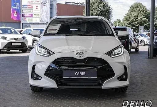 Neu Toyota Yaris Hybrid 116 PS (85 kW) 2025 Weiß Limousine
