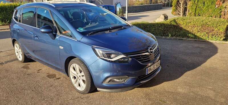 Blau Gebraucht 2016 Opel Zafira Innovation Van / Kleinbus | 11.500 € (Fairer Preis) - Bild 1/4