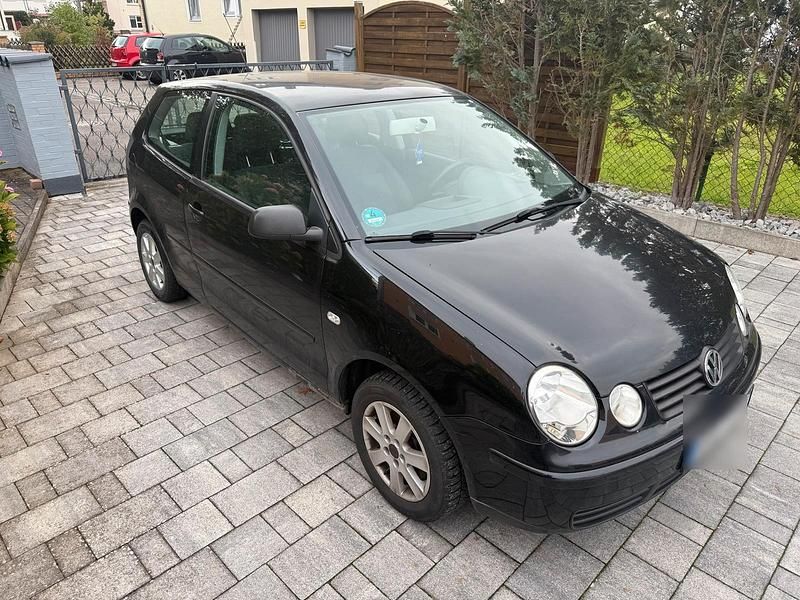 Schwarz Gebraucht 2005 VW Polo Kleinwagen | 1.000 € (Guter Preis) - Bild 1/4