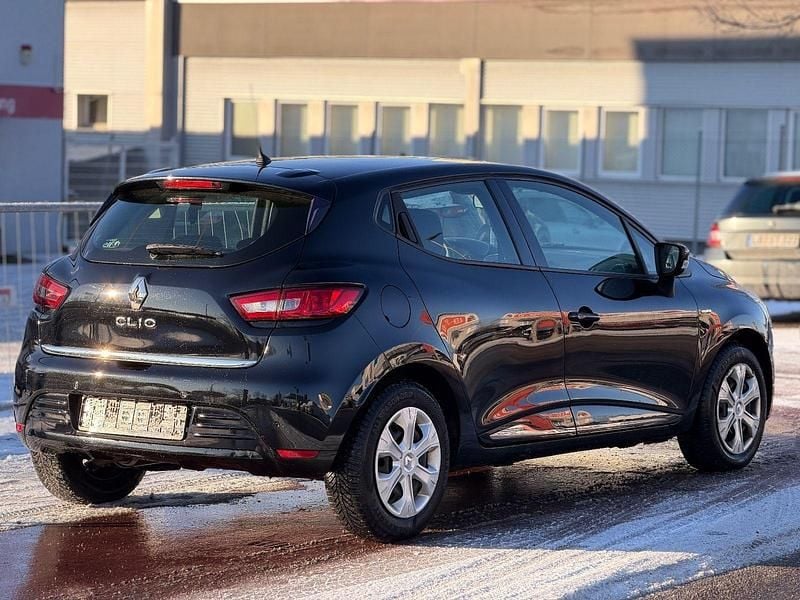 Gebraucht Renault Clio IV LIMITED 90 PS (66 kW) 2018 Schwarz Limousine