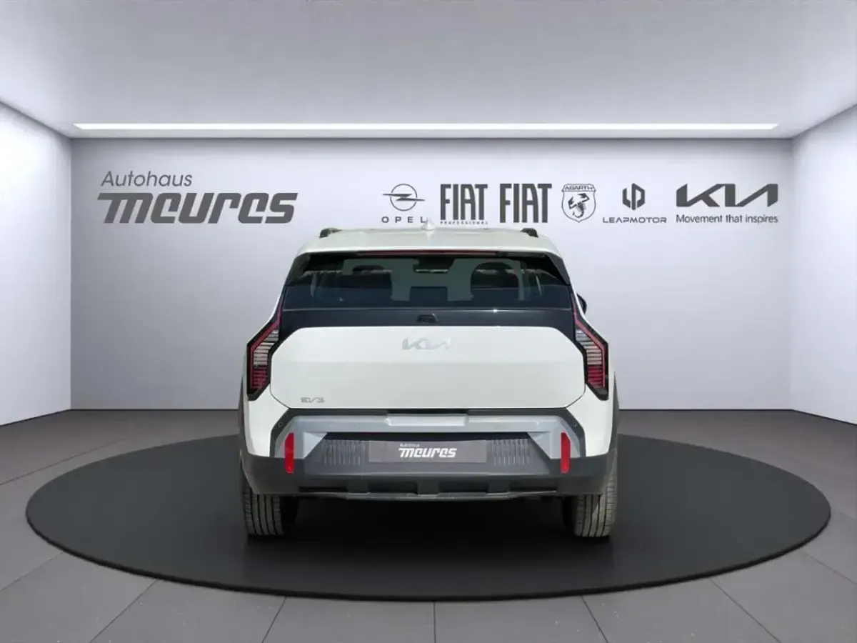 Neu Kia EV3 Air 150 kW (204 PS) 2025 Clear white) (weiss SUV