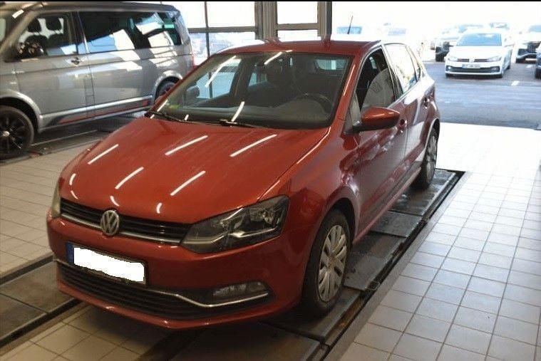 Gebraucht VW Polo LOUNGE 90 PS (66 kW) 2015 Rot Limousine