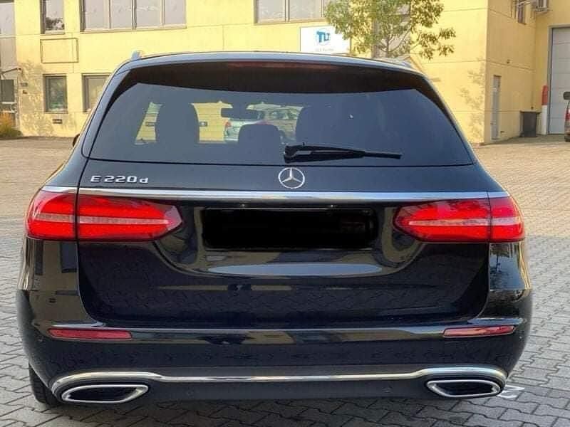 Gebraucht Mercedes E220 194 PS (142 kW) 2017 Schwarz Kombi