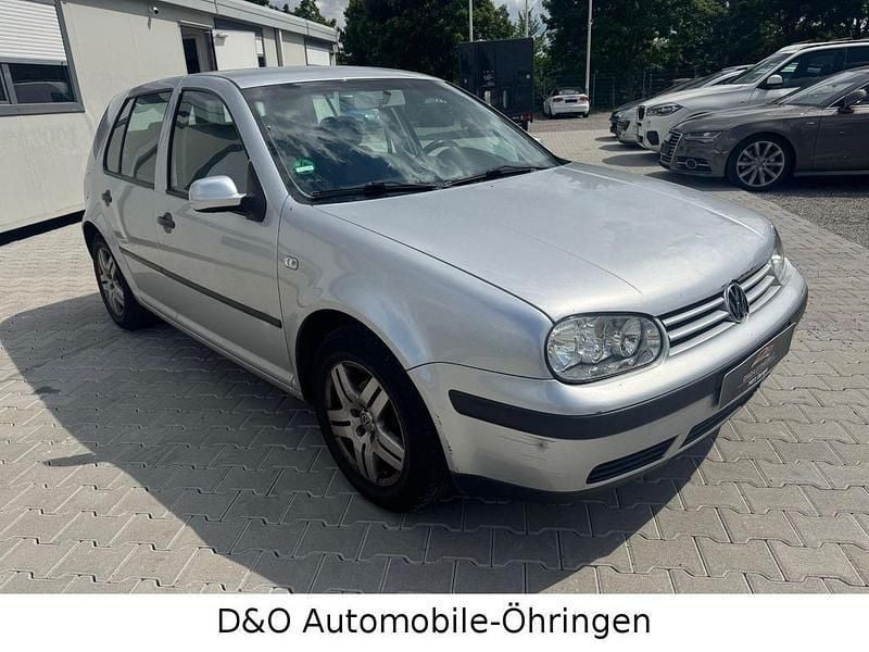 Grau Gebraucht 2002 VW Golf IV Basis Limousine | 990 € (Superpreis) - Bild 1/4
