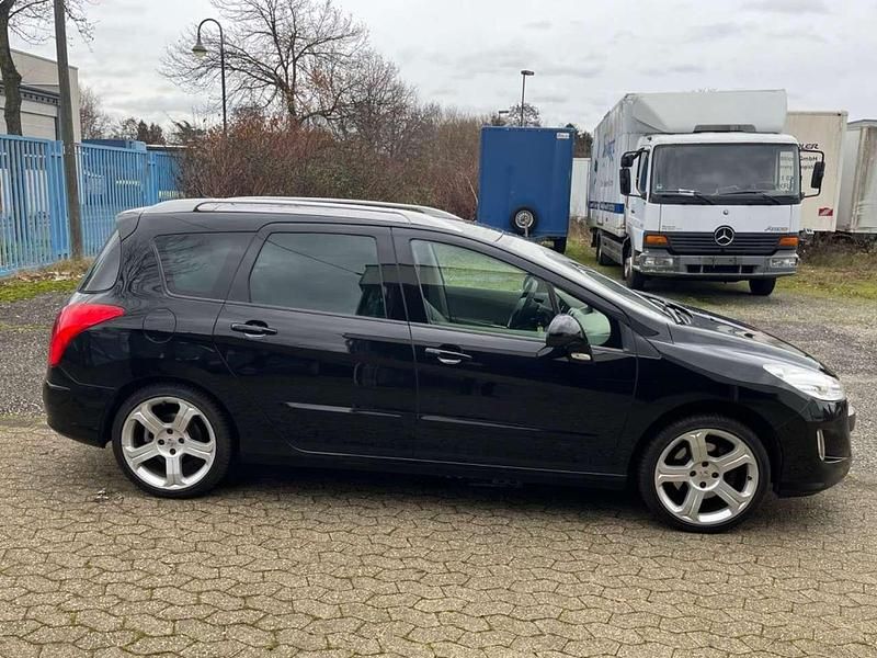 Gebraucht Peugeot 308 Platinum 174 PS (127 kW) 2010 Schwarz Kombi