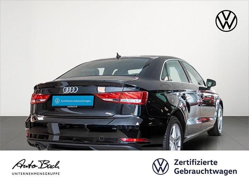 Gebraucht Audi A3 Basis 116 PS (85 kW) 2019 Mythosschwarz metallic Limousine