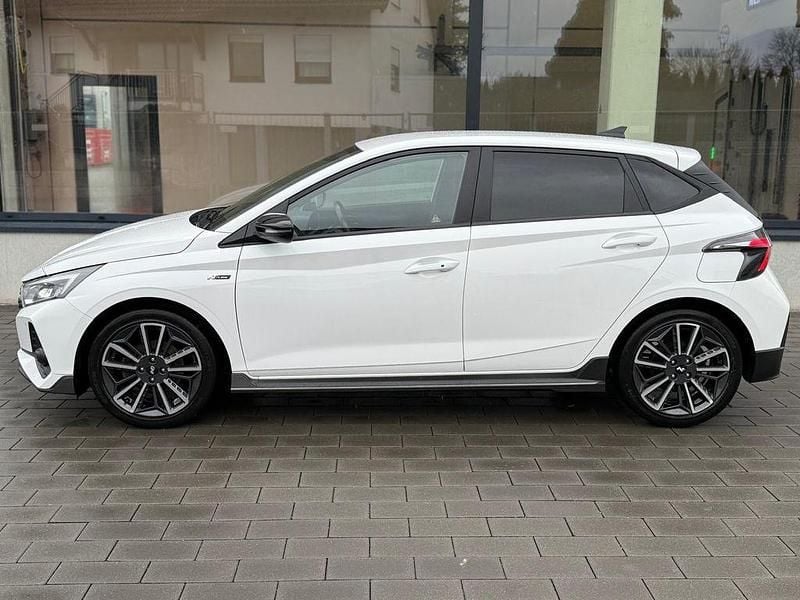 Gebraucht Hyundai i20 N Line 101 PS (74 kW) 2023 Weiß Kleinwagen