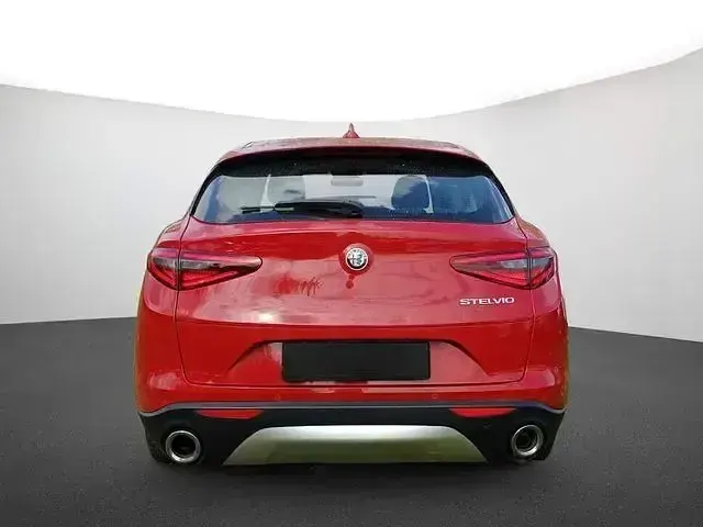 Gebraucht Alfa Romeo Stelvio 150 PS (110 kW) 2019 Rot SUV