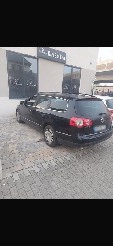 Gebraucht VW Passat 145 PS (106 kW) 2007 Schwarz Kombi