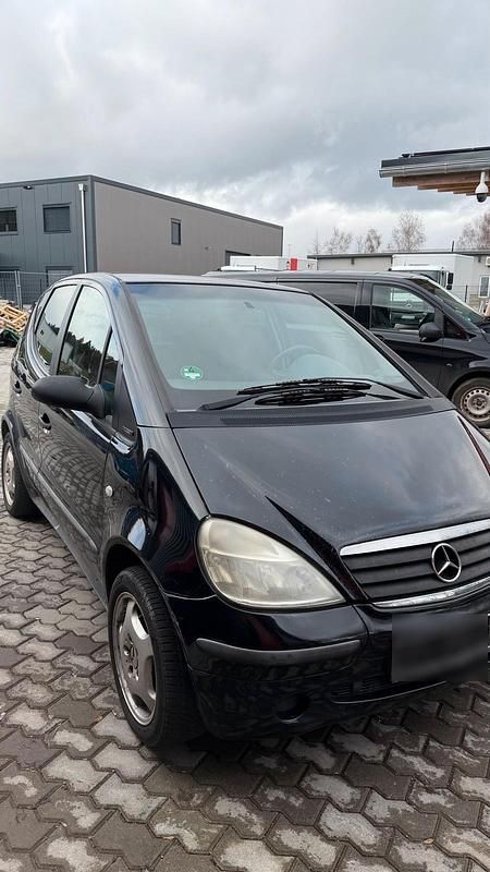 Gebraucht Mercedes A160 100 PS (73 kW) 2000 Schwarz Kleinwagen