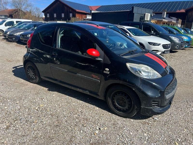 Gebraucht Peugeot 107 Filou 68 PS (50 kW) 2011 Kleinwagen