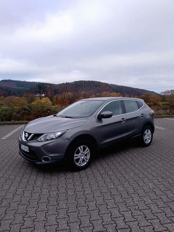 Grau Gebraucht 2014 Nissan Qashqai SUV | 6.500 € (Superpreis) - Bild 1/4