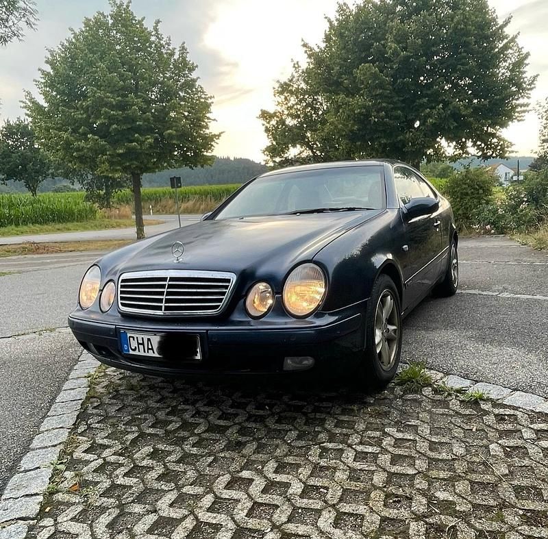 Blau Gebraucht 1997 Mercedes CLK320 Coupé | 1.300 € (Superpreis) - Bild 1/4