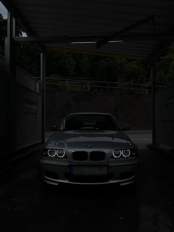 Silber Gebraucht 2000 BMW 325 M Sport Limousine | 4.500 € (Fairer Preis) - Bild 1/4