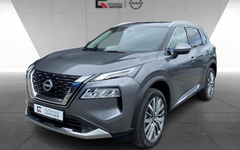 Grau Gebraucht 2025 Nissan X-Trail Tekna+ SUV | 41.888 € (Teuer) - Bild 1/4