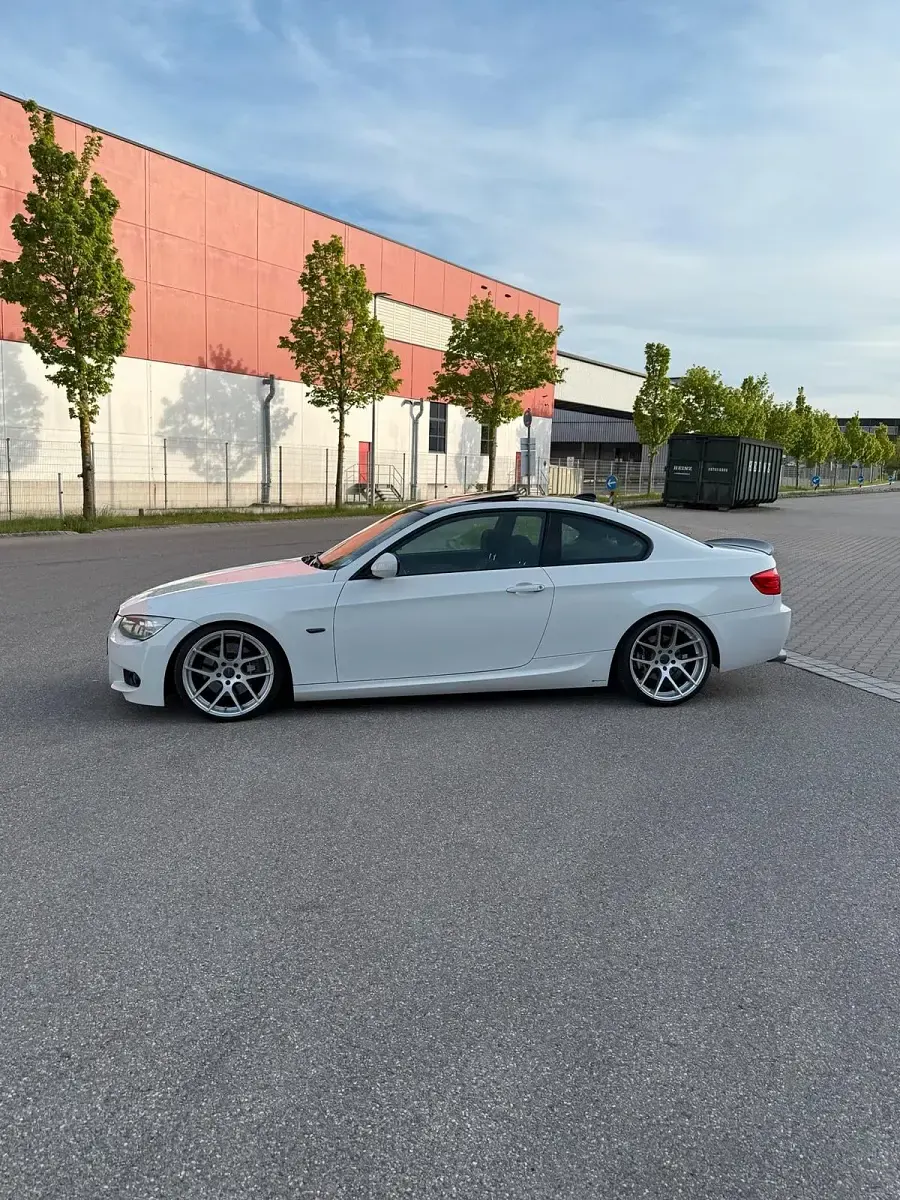 Gebraucht BMW 325 M Performance 218 PS (160 kW) 2010 Weiß Coupé