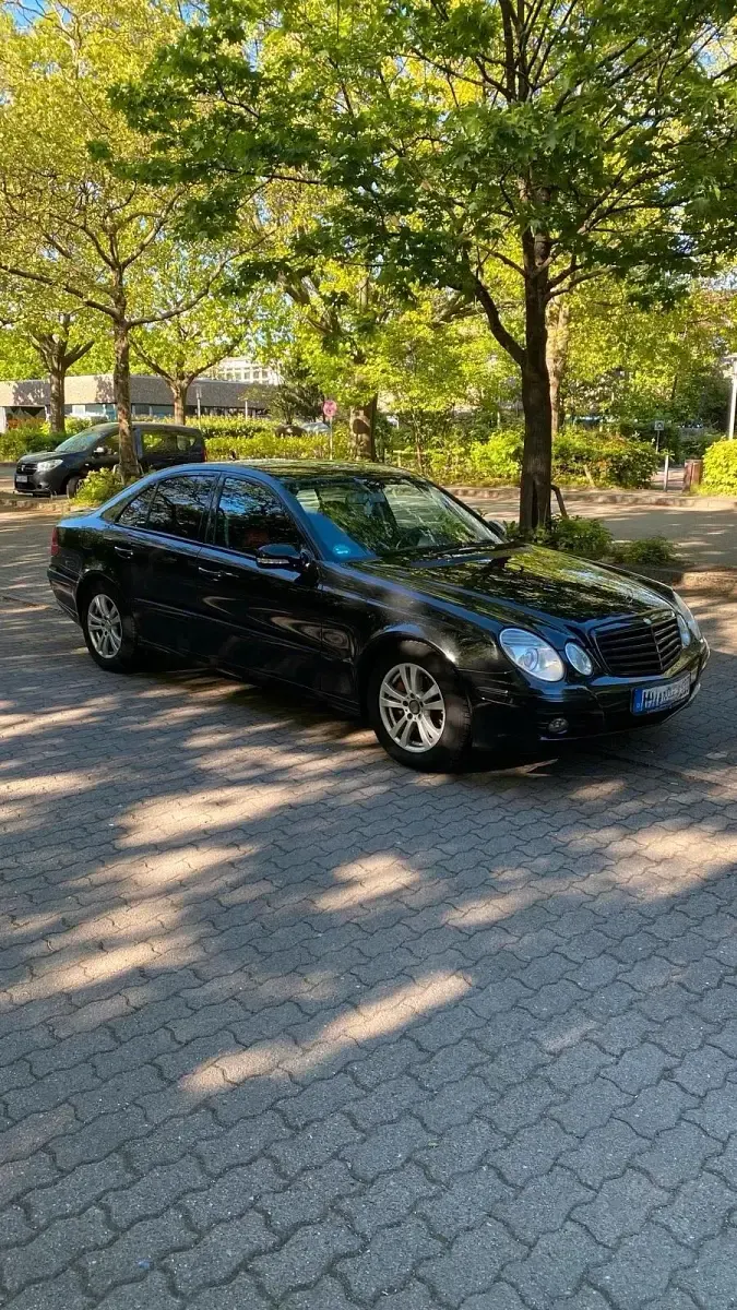 Gebraucht Mercedes E280 190 PS (139 kW) 2007 Limousine