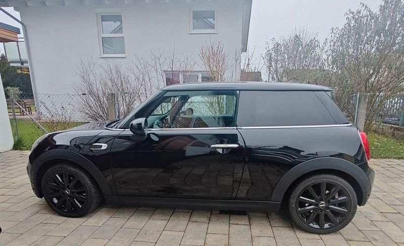 Gebraucht Mini ONE 102 PS (75 kW) 2018 Schwarz Kleinwagen