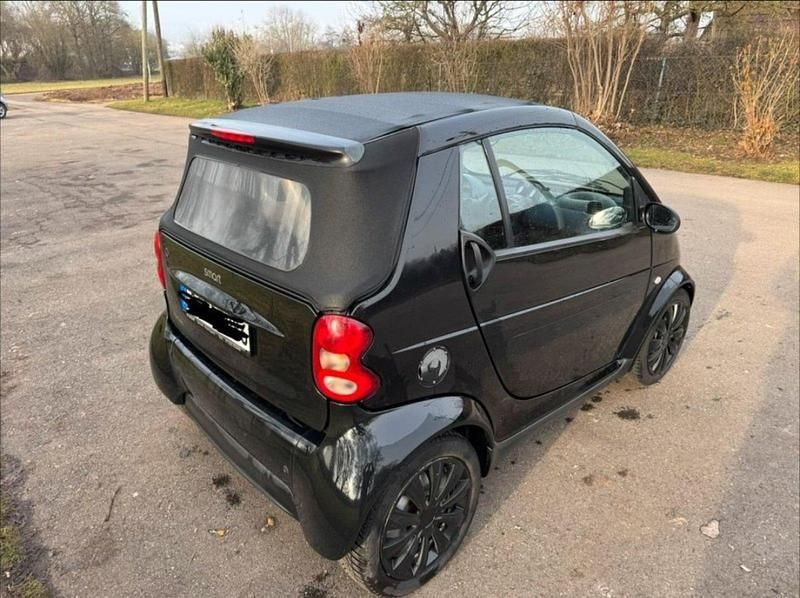 Gebraucht Smart ForTwo Cabrio 61 PS (44 kW) 2005 Schwarz Cabrio
