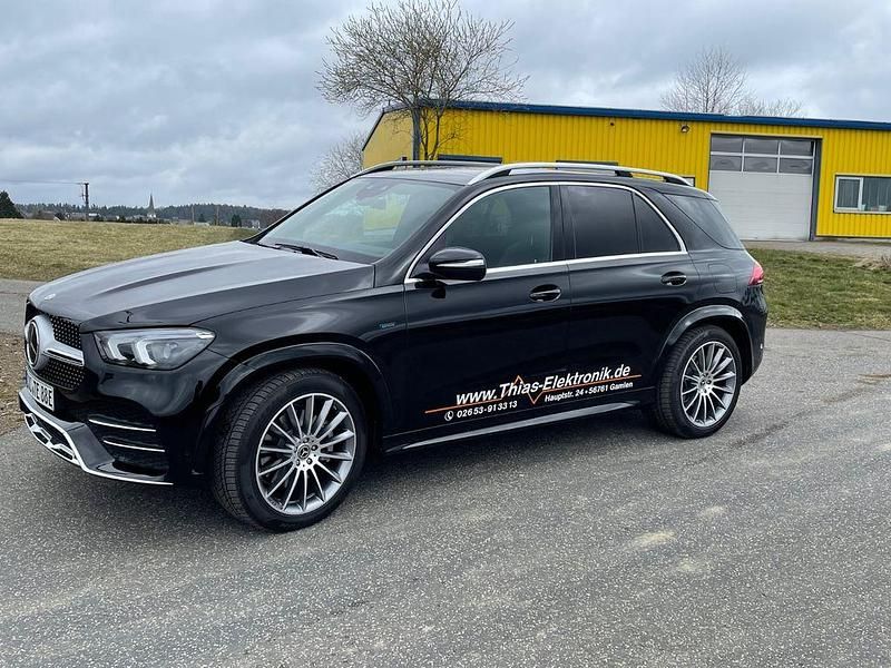 Schwarz Gebraucht 2021 Mercedes GLE350 SUV | 58.200 € (Teuer) - Bild 1/4