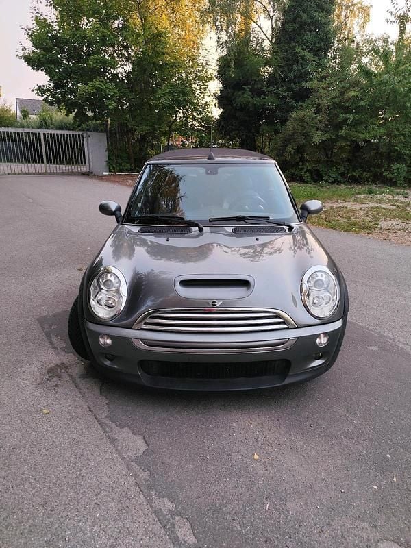 Grau Gebraucht 2004 Mini Cooper S Cabriolet Cabrio | 5.800 € - Bild 1/4