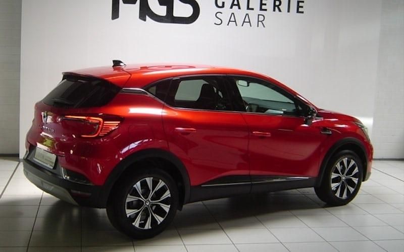 Neu Renault Captur Techno 143 PS (105 kW) 2025 Rot SUV