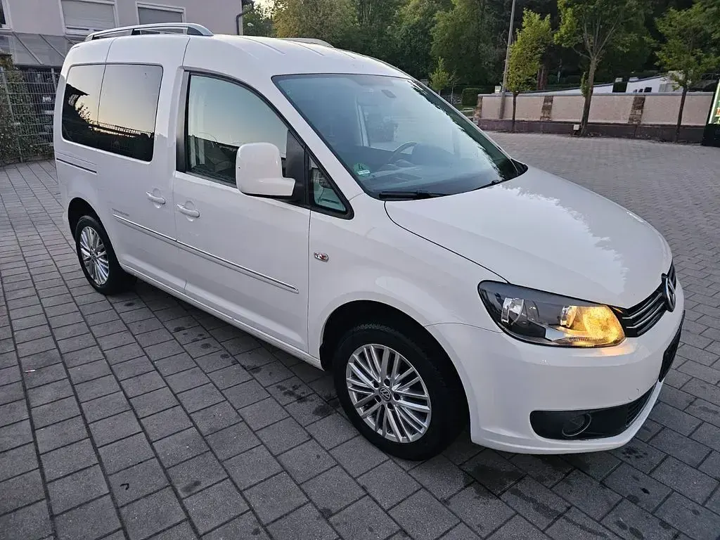 Gebraucht VW Caddy Comfortline 105 PS (77 kW) 2015 Weiß Van / Kleinbus