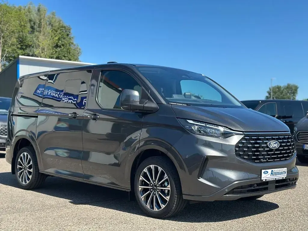 Neu Ford Tourneo Custom Titanium X 170 PS (125 kW) 2026 Grey matter Van