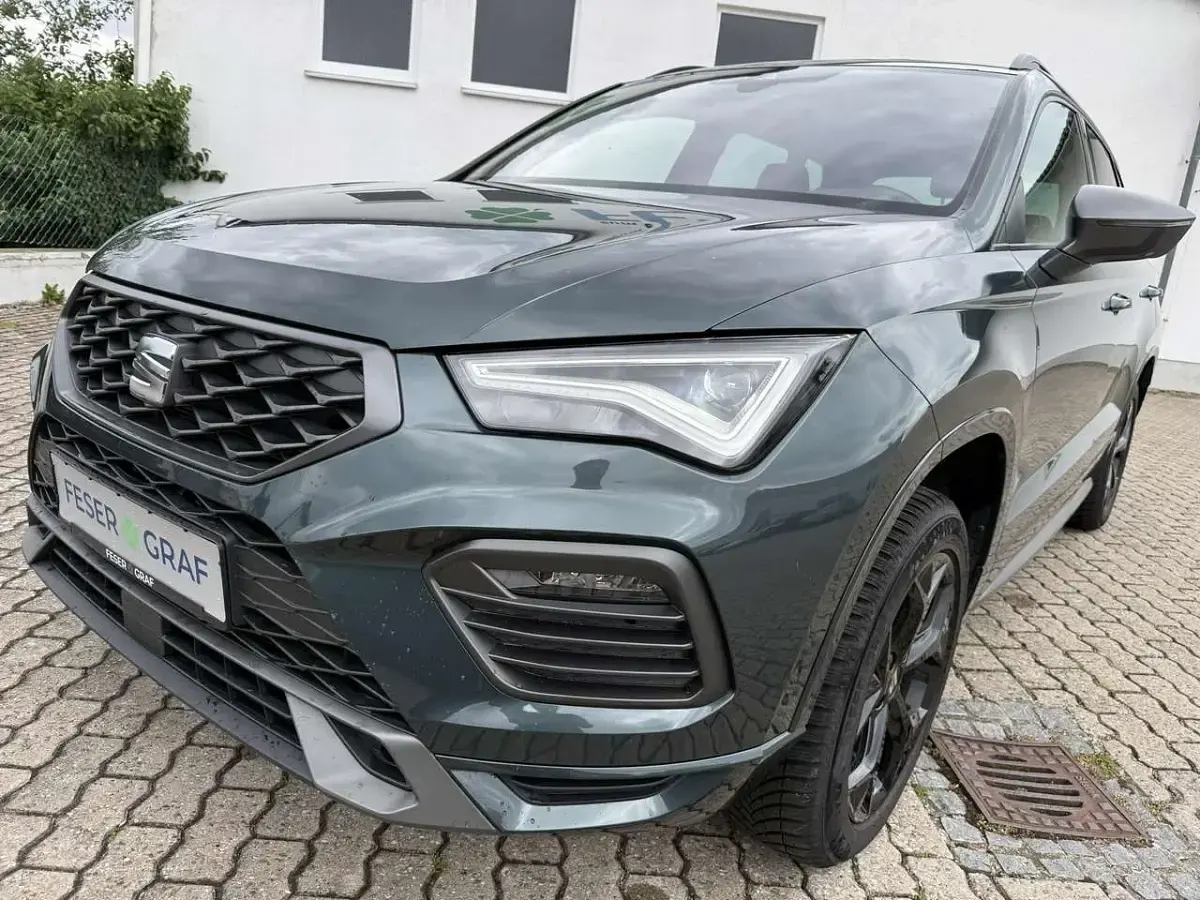 Gebraucht Seat Ateca 4Drive 190 PS (139 kW) 2022 Dark camouflage metallic SUV
