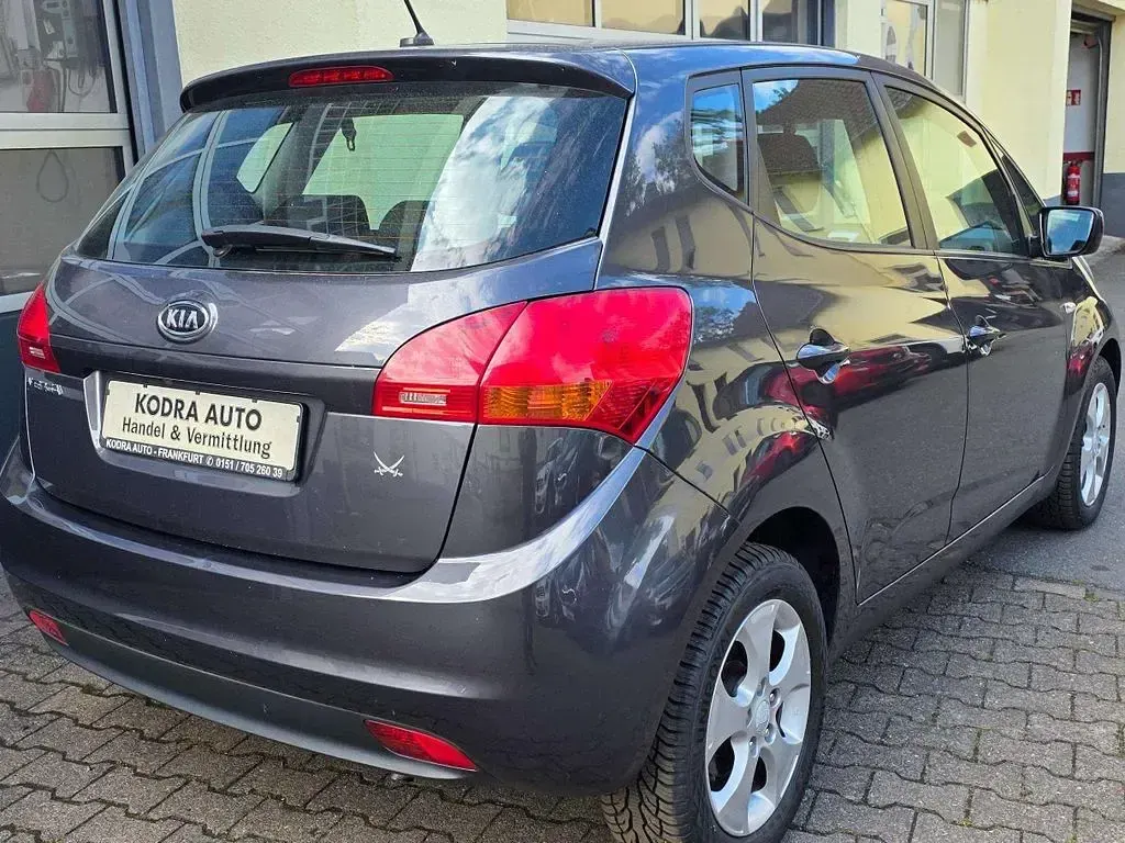 Gebraucht Kia Venga Edition 7 125 PS (91 kW) 2012 Winchestergrau met. Kleinwagen