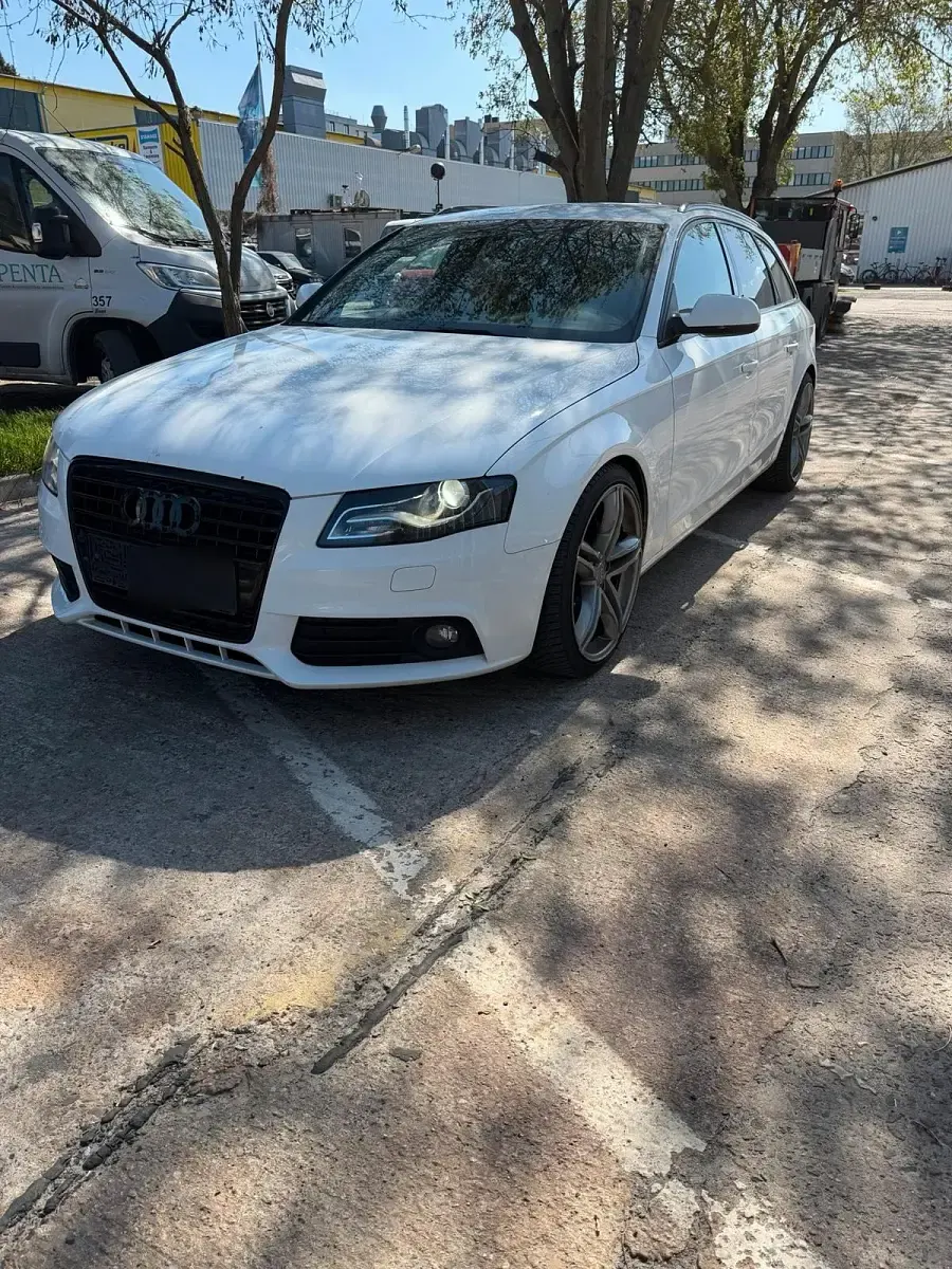 Gebraucht Audi A4 220 PS (161 kW) 2011 Kombi