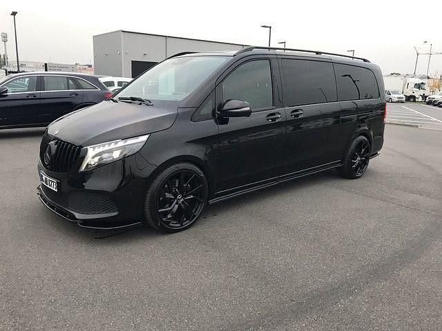 Gebraucht Mercedes V300 Edition 237 PS (174 kW) 2022 Schwarz Van / Kleinbus