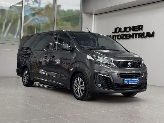 Grau Gebraucht 2022 Peugeot Traveller Business-Line Van / Kleinbus | 32.490 € (Fairer Preis) - Bild 1/4